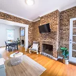Serenity Home In The Heart Of City